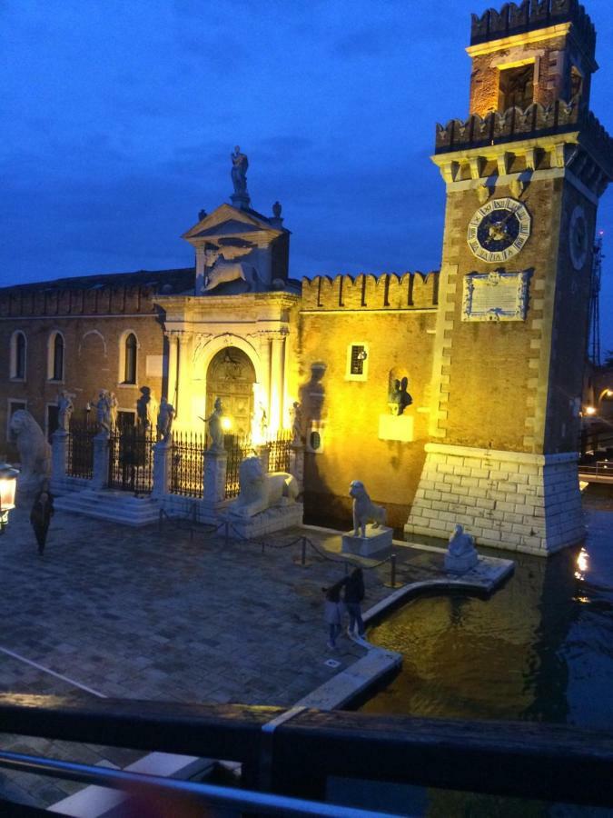 Gioiello Di Venezia, Suite Calle Del Forno Bagian luar foto